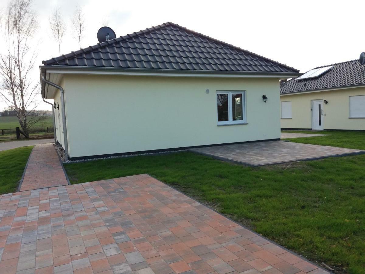 Stoerti 11 Villa Gnies Eksteriør bilde
